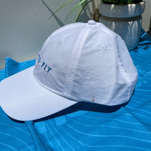 HOKA🔴Time to Fly white hat new without tags - Picture 6 of 7